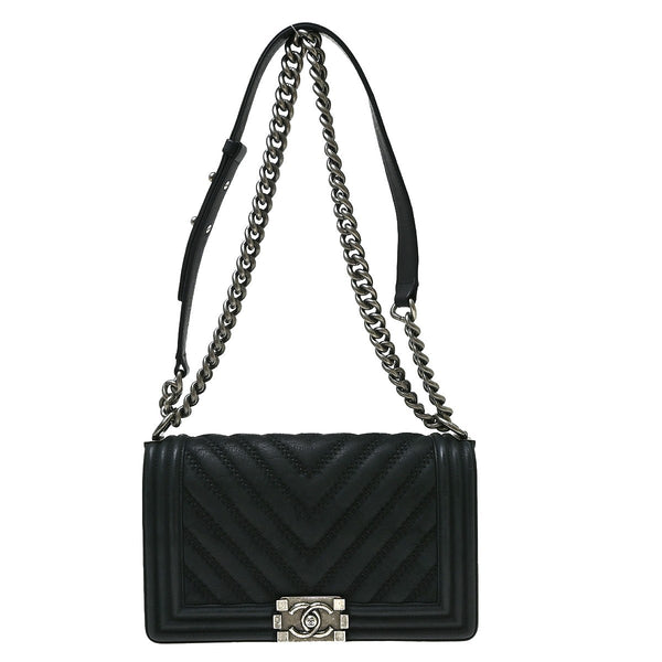 Chanel Boy Medium Chevron in Pelle di Agnello Nero Vintage