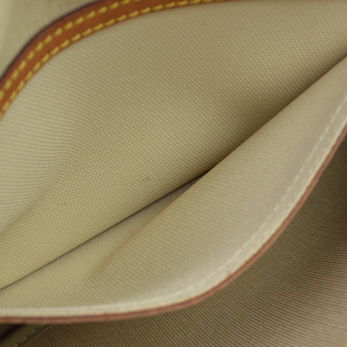 Louis Vuitton Reporter PM Shoulder Bag Monogram