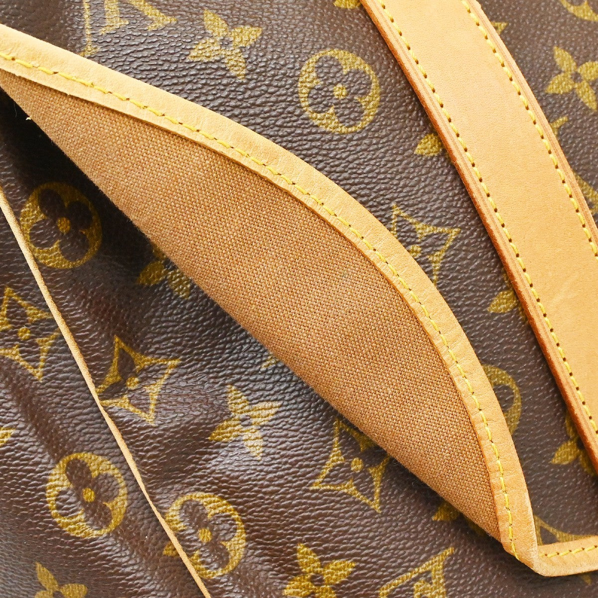 Louis Vuitton Monogram Saumur 43 Messenger Bag