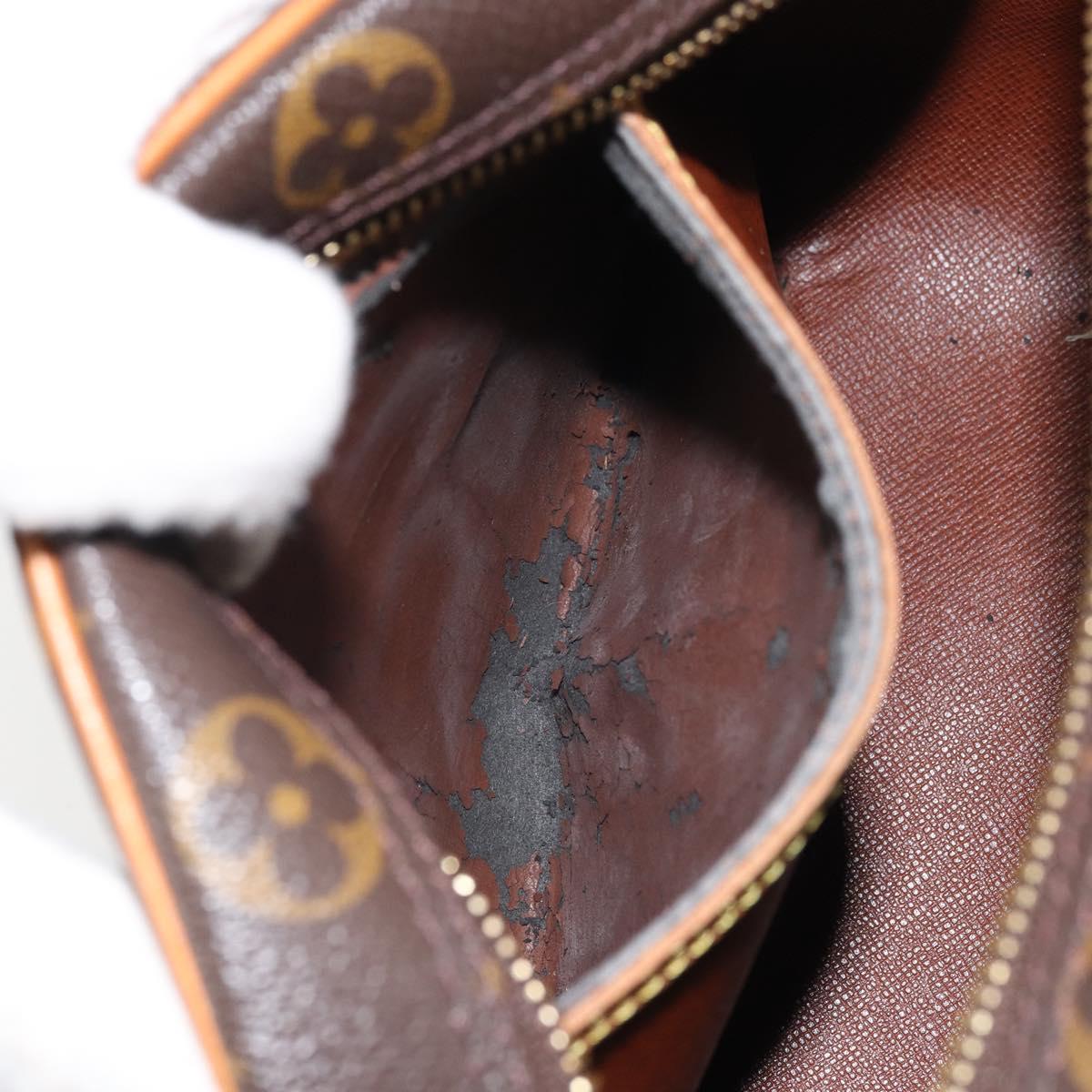 Louis Vuitton Blois Monogram Shoulder Bag Authentic 166140 - photo 10