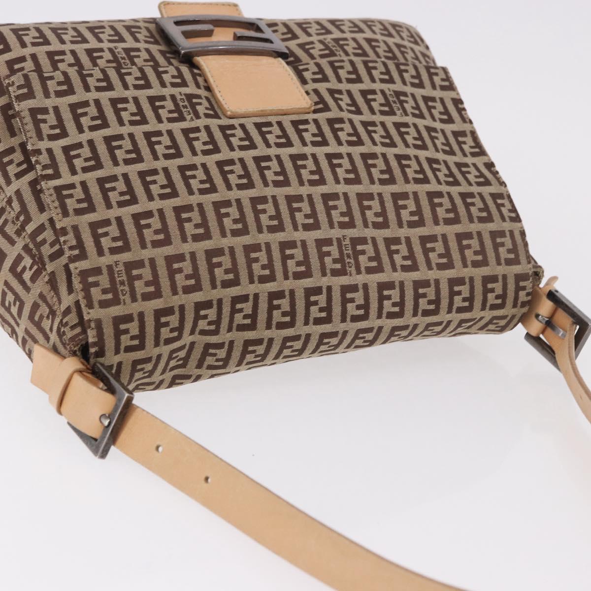 FENDI Zucchino Canvas Baguette Bag Beige Originale | Mamma Baguette Vintage
