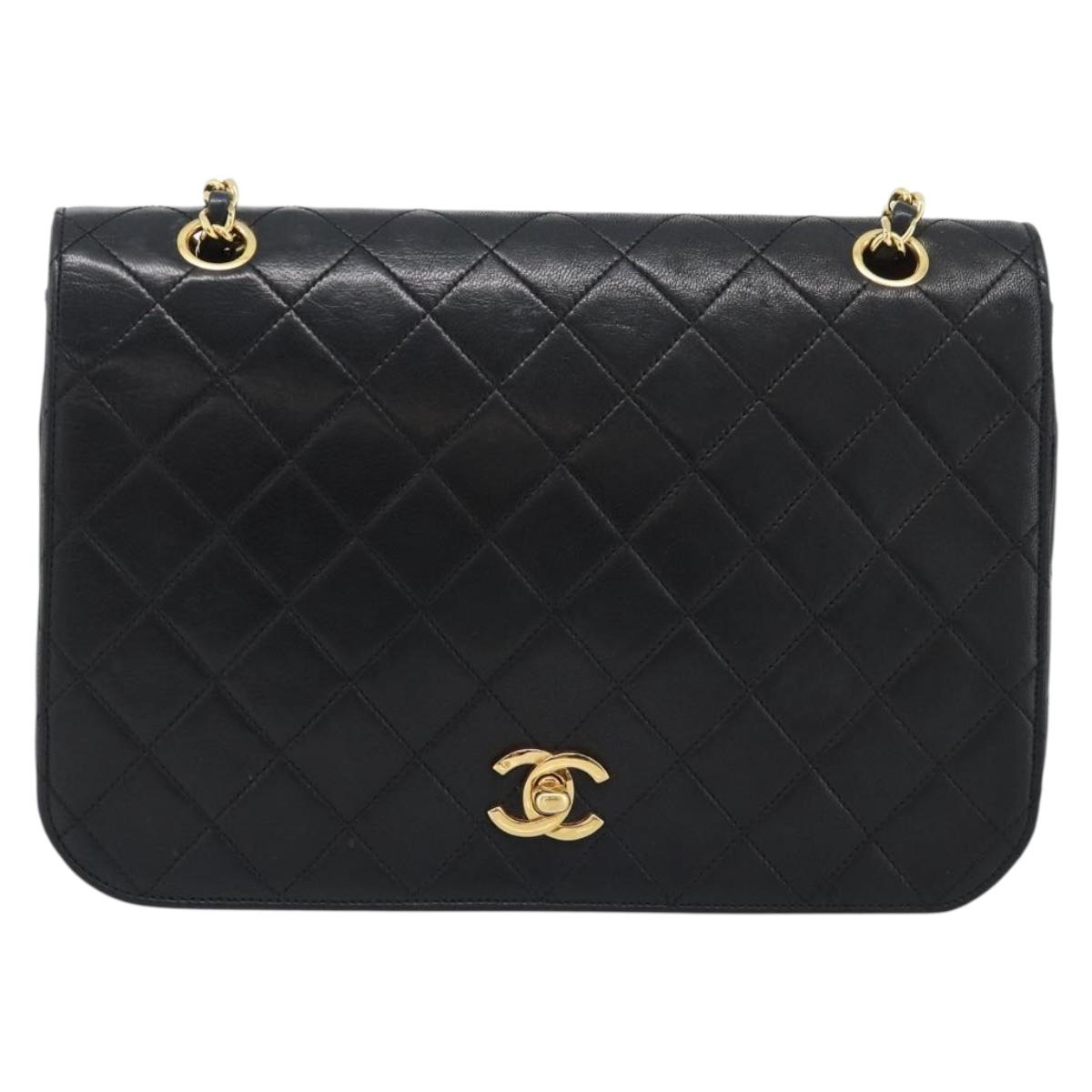 CHANEL Matelasse Chain Shoulder Bag Lamb Skin Black Gold CC Auth 194871V