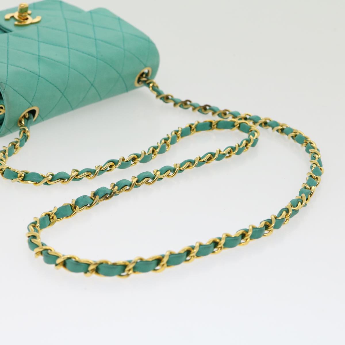 CHANEL Mini Matelasse 17 Flap Chain Bag Azzurra Originale