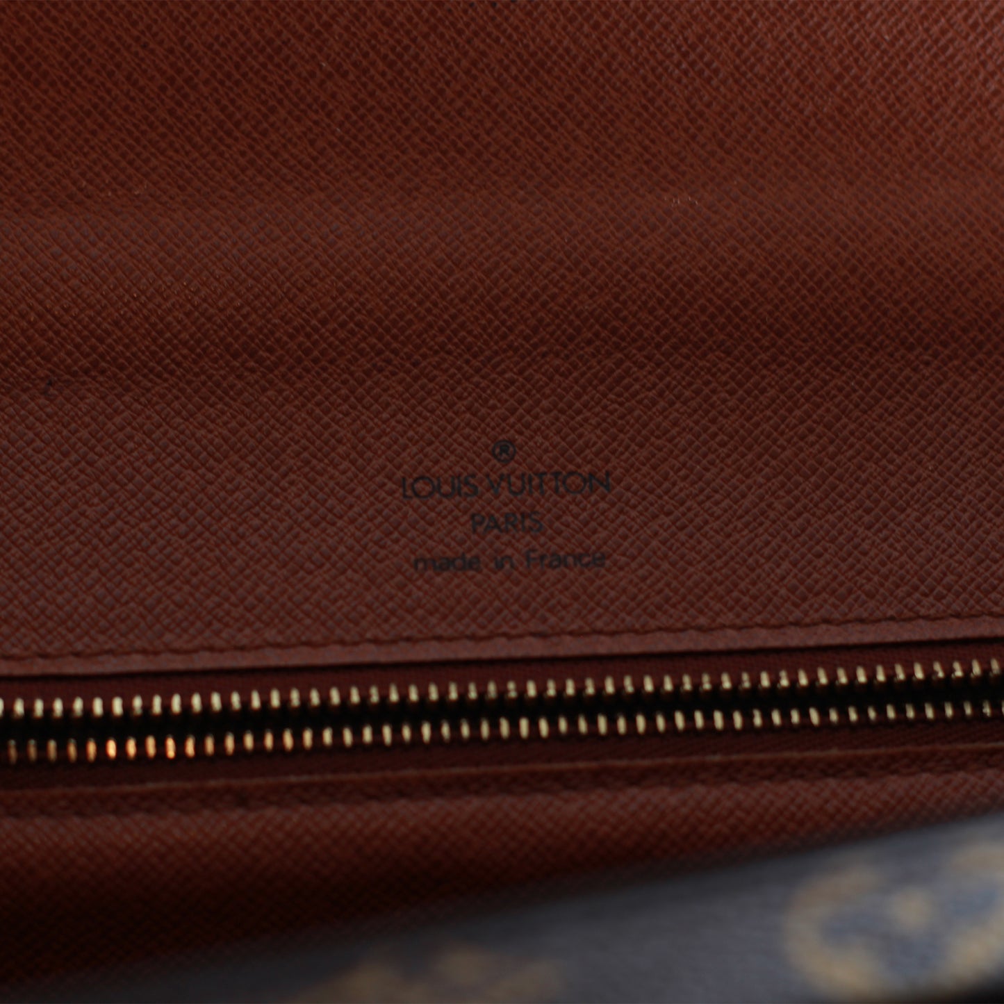 Louis Vuitton Monceau 26