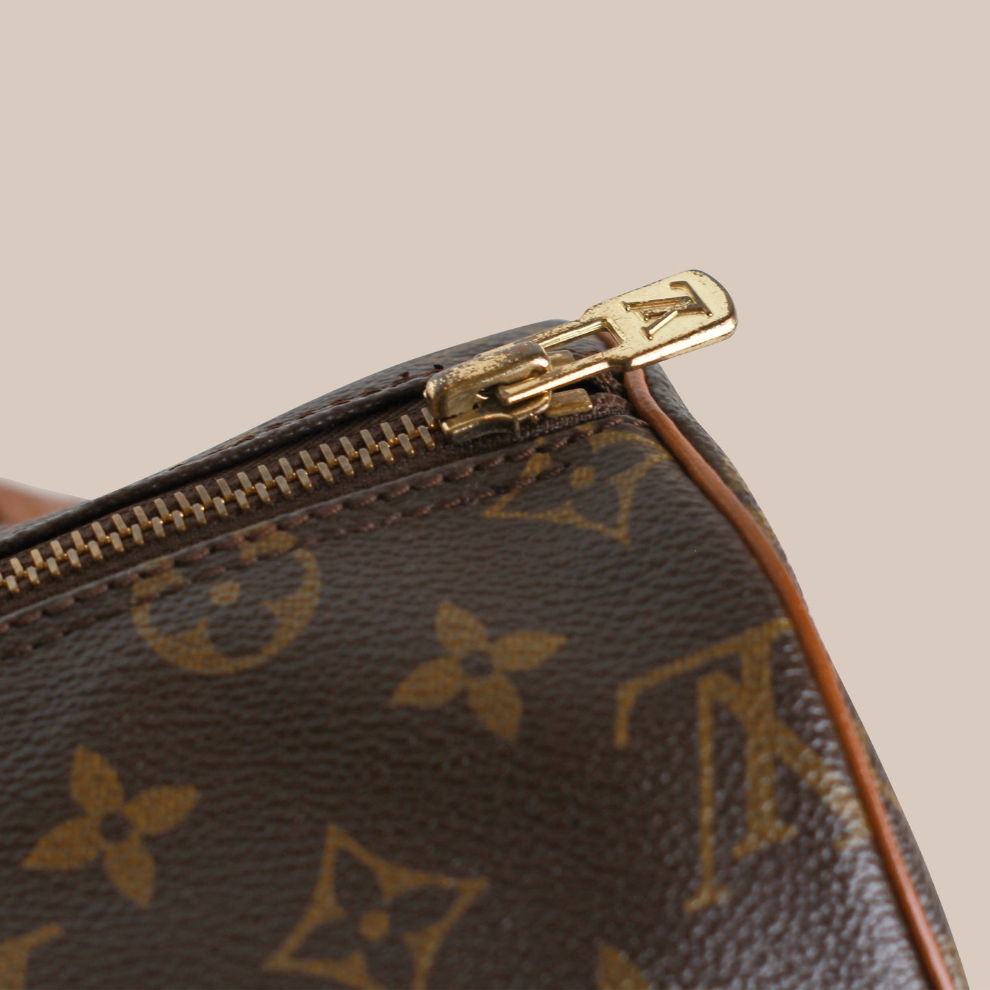 Louis Vuitton Papillon 26