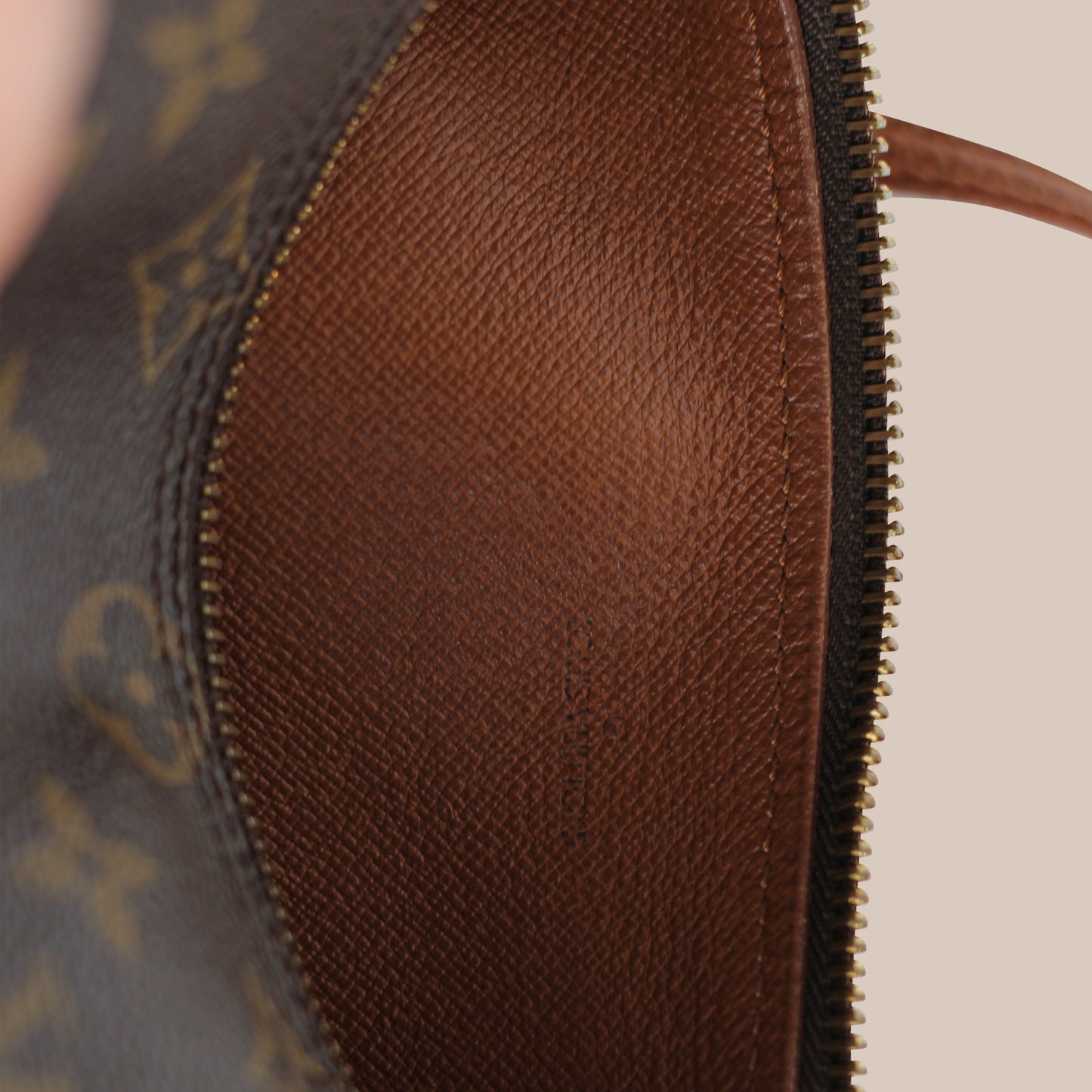 Louis Vuitton Papillon 26