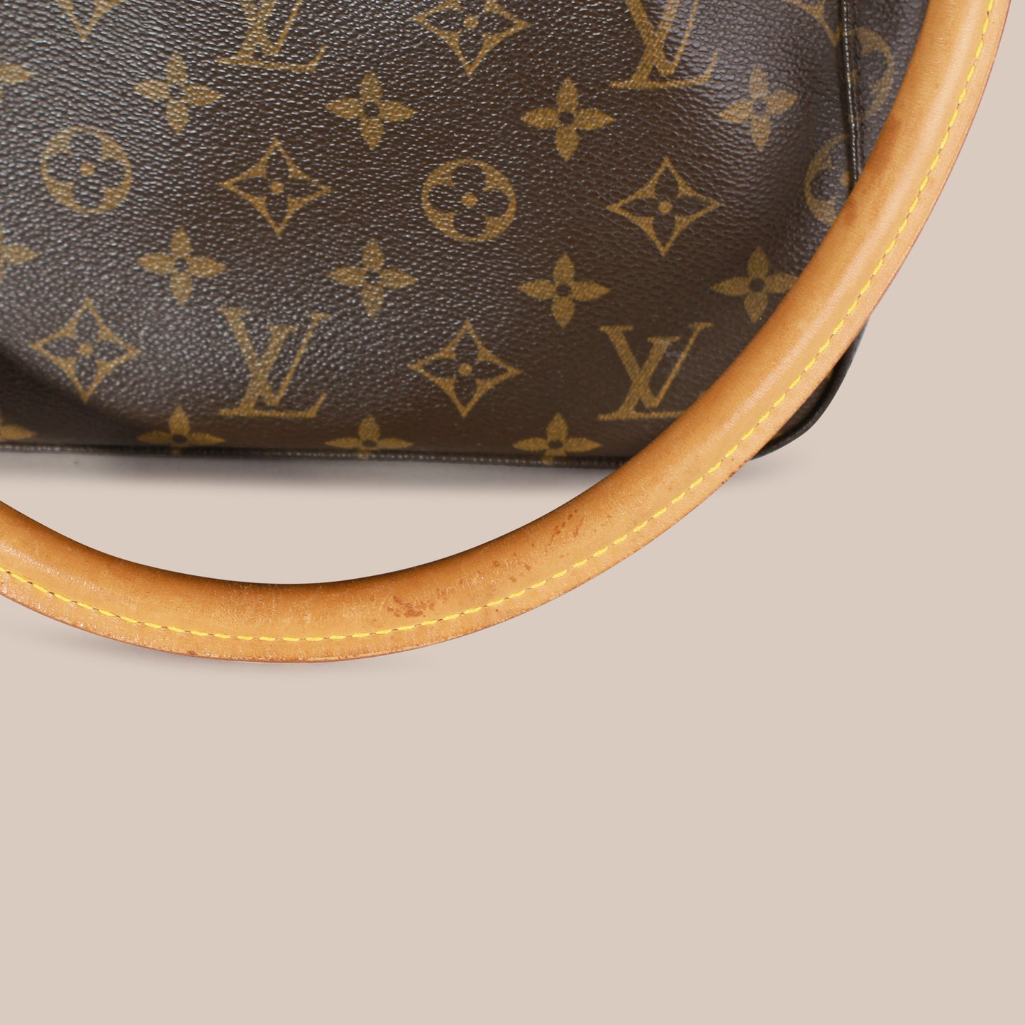 Louis Vuitton Looping MM