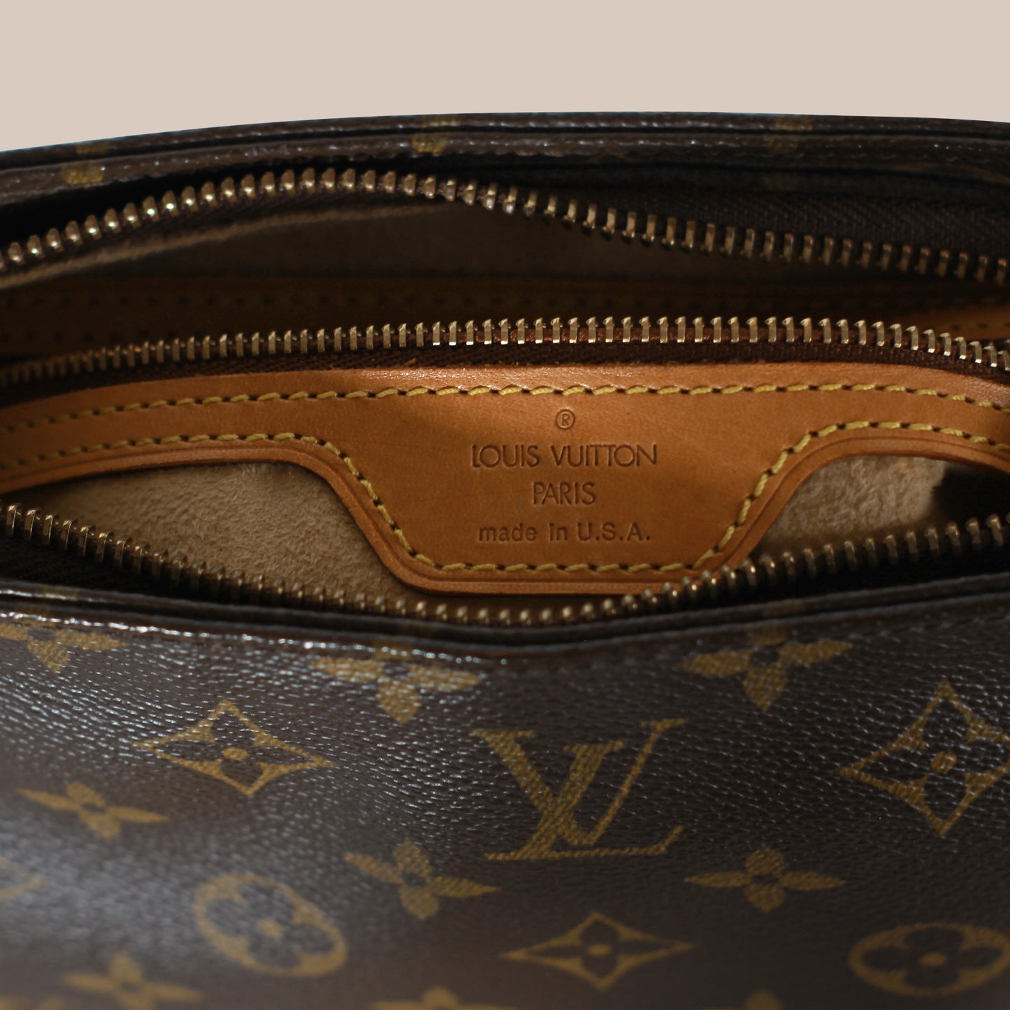 Louis Vuitton Looping MM