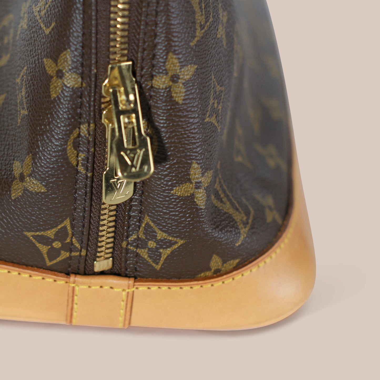 Louis Vuitton Alma Pm