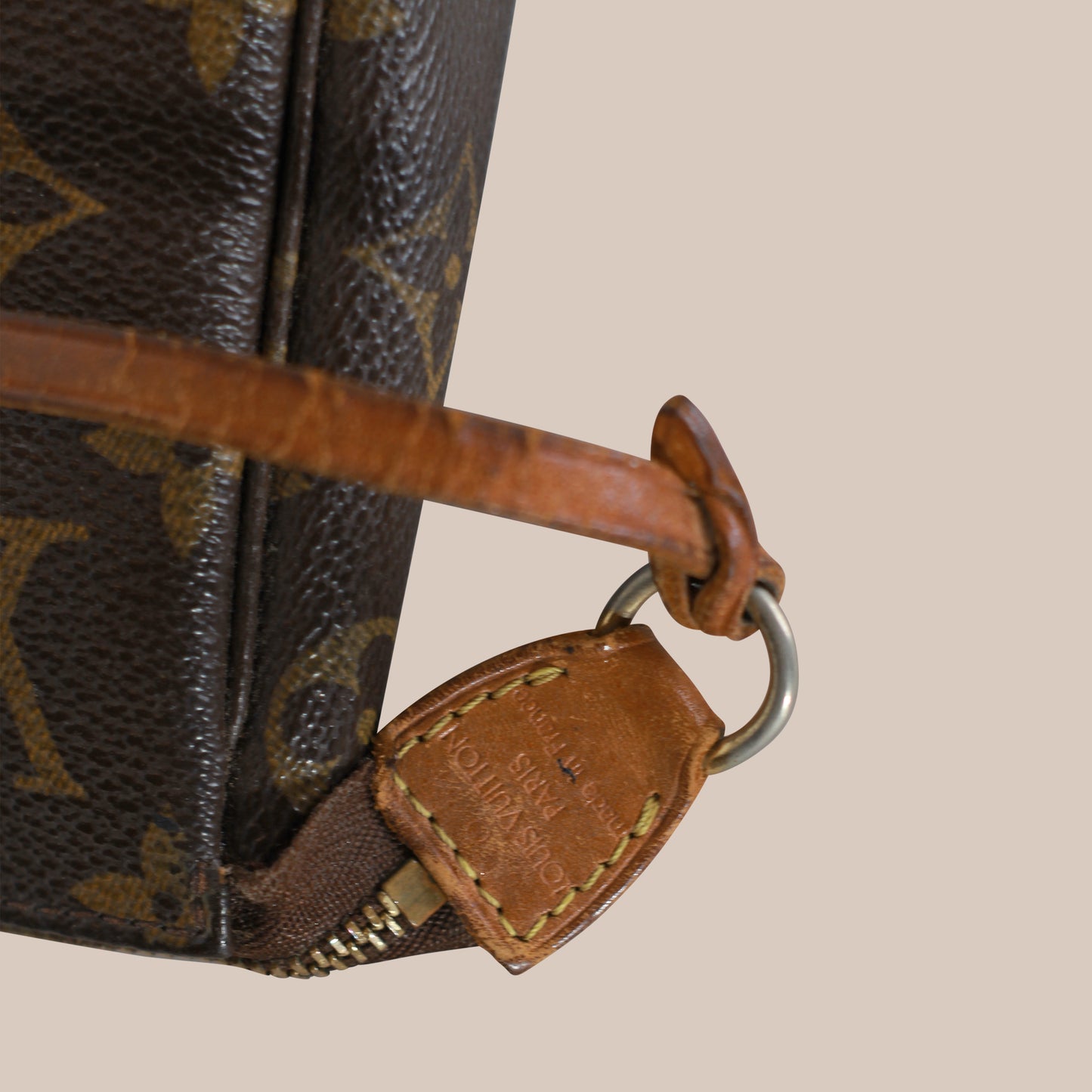Louis Vuitton Pochette Accessoire