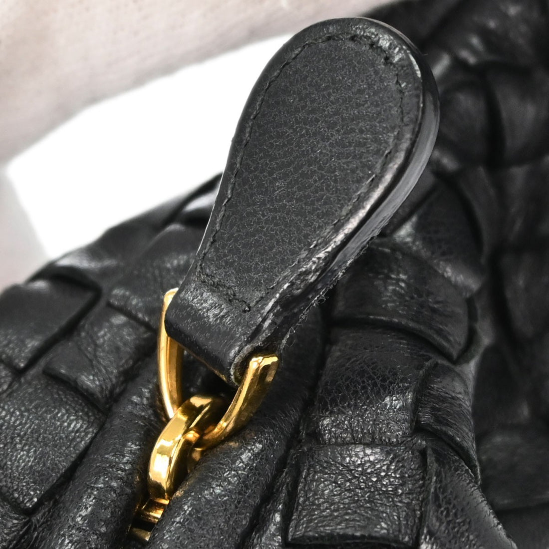 Bottega Veneta Hobo Intrecciato in Pelle Nera Vintage