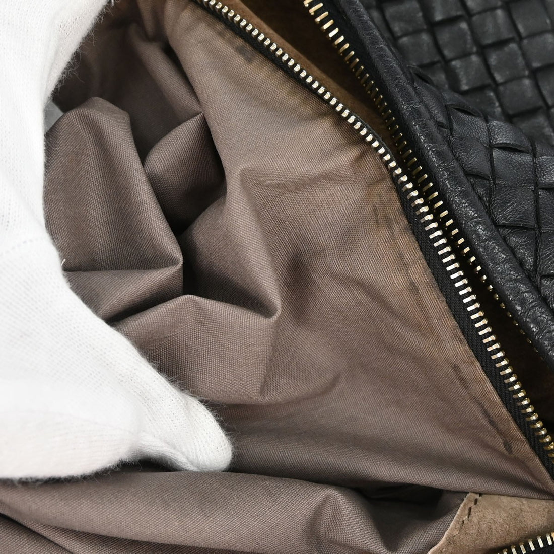Bottega Veneta Hobo Intrecciato in Pelle Nera Vintage