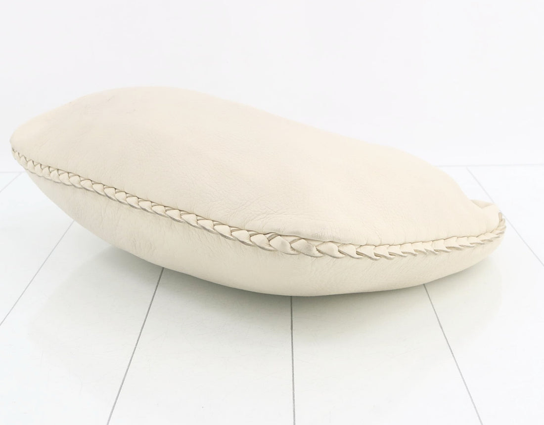 Bottega Veneta Hobo Cervo in Pelle di Cervo Crema Vintage