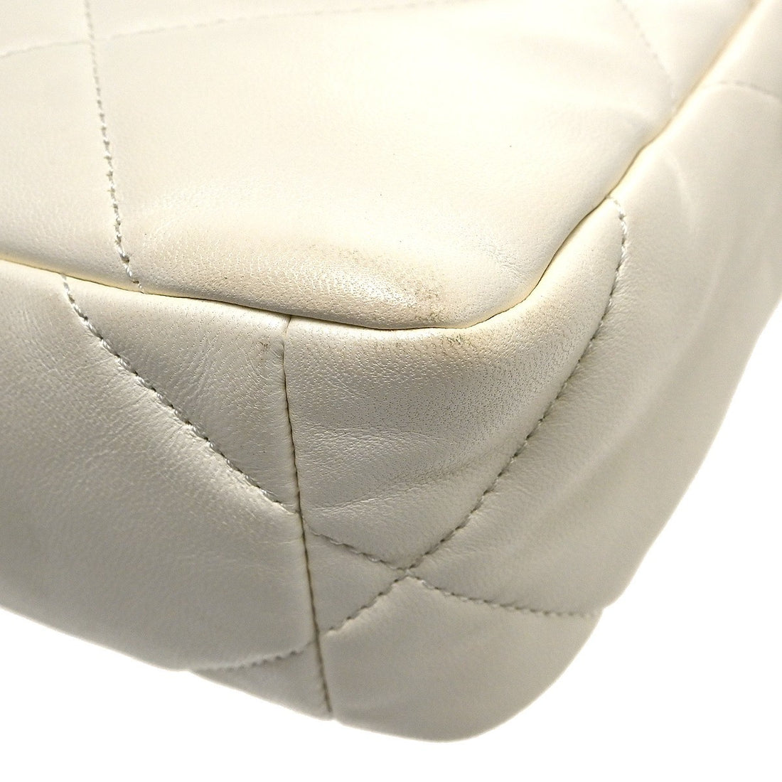 Chanel 19 in Pelle Beige Vintage