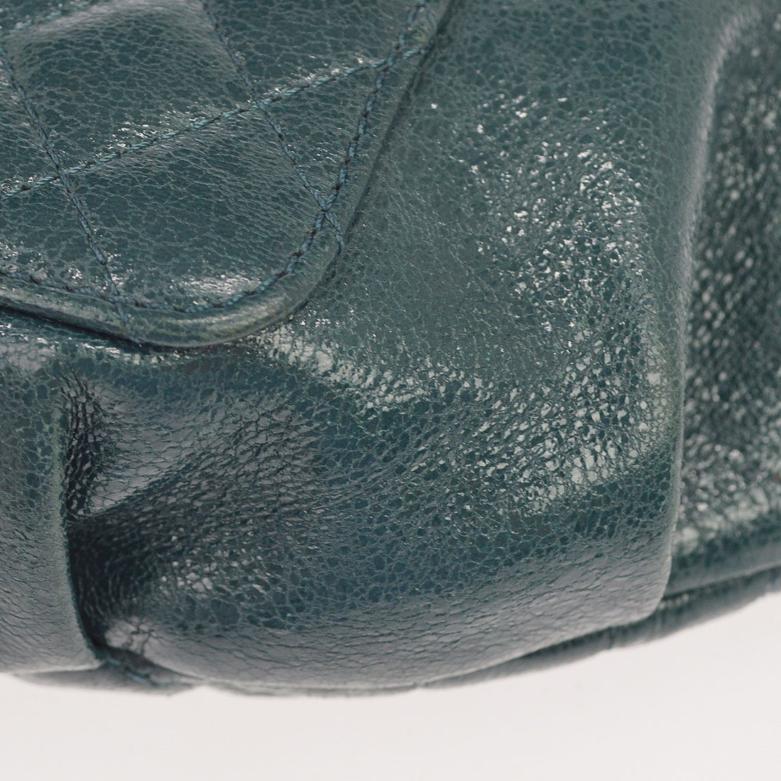 Chanel Banane in Pelle di Vitello Verde Vintage