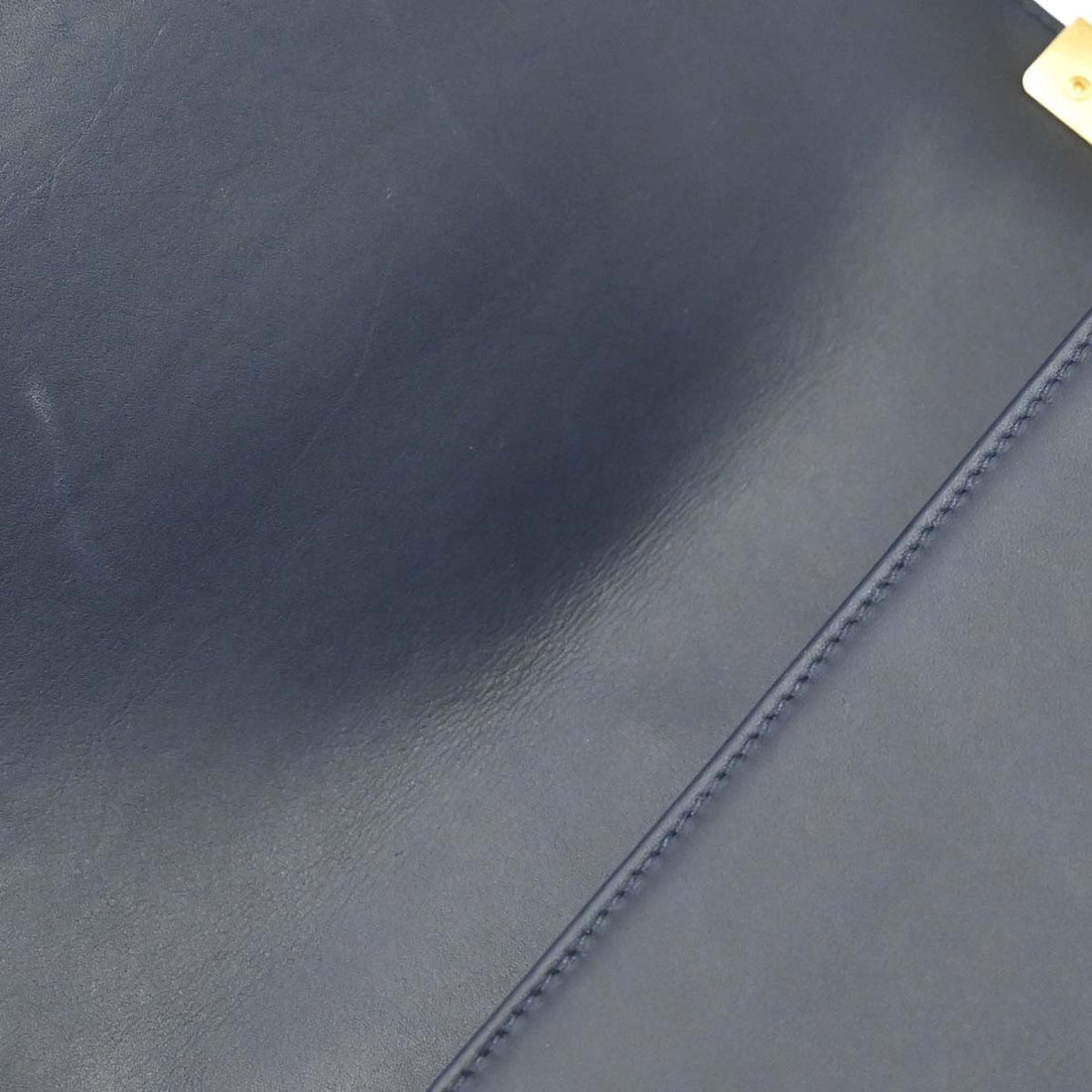Chanel Boy Medium a Spalla in Pelle di Vitello Nera e Blu Vintage