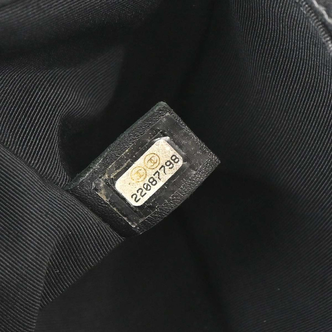 Chanel Boy Medium in Pelle di Agnello Nera Vintage