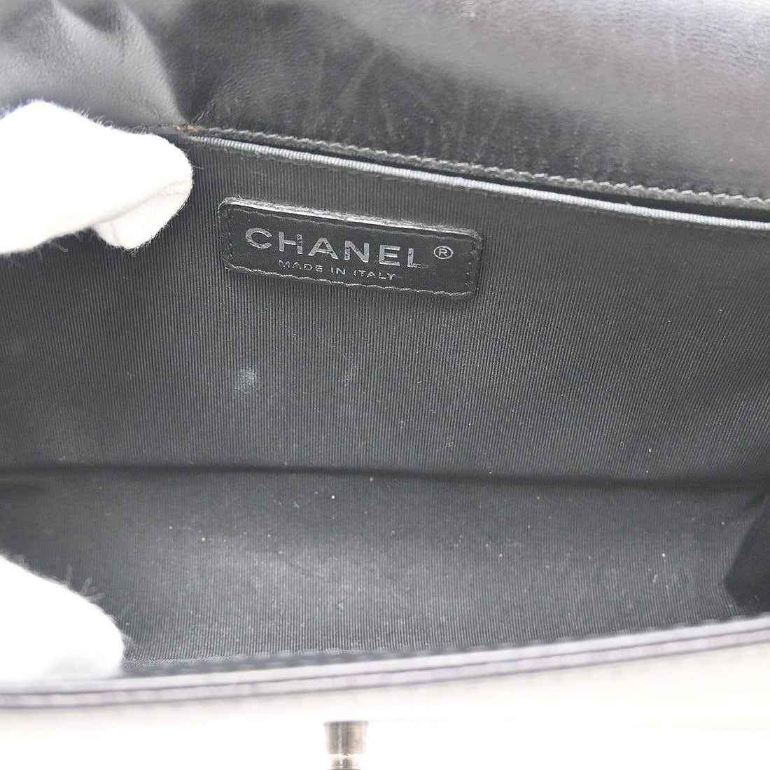 Chanel Boy Medium in Pelle di Agnello Nero Vintage