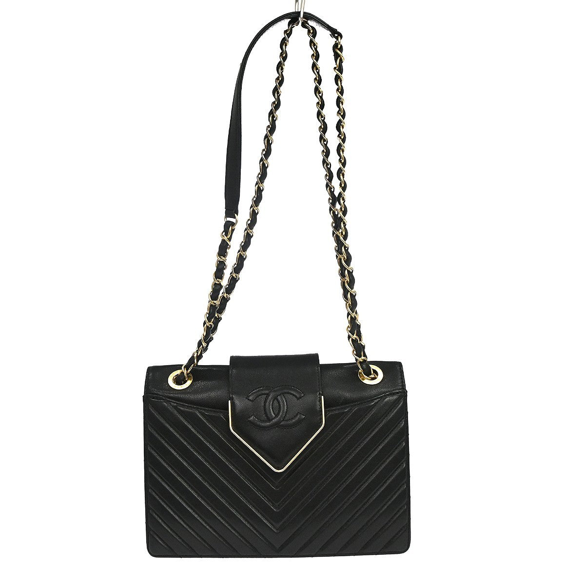 Chanel Chevron Collar and Tie Flap in Pelle di Agnello Nero Vintage