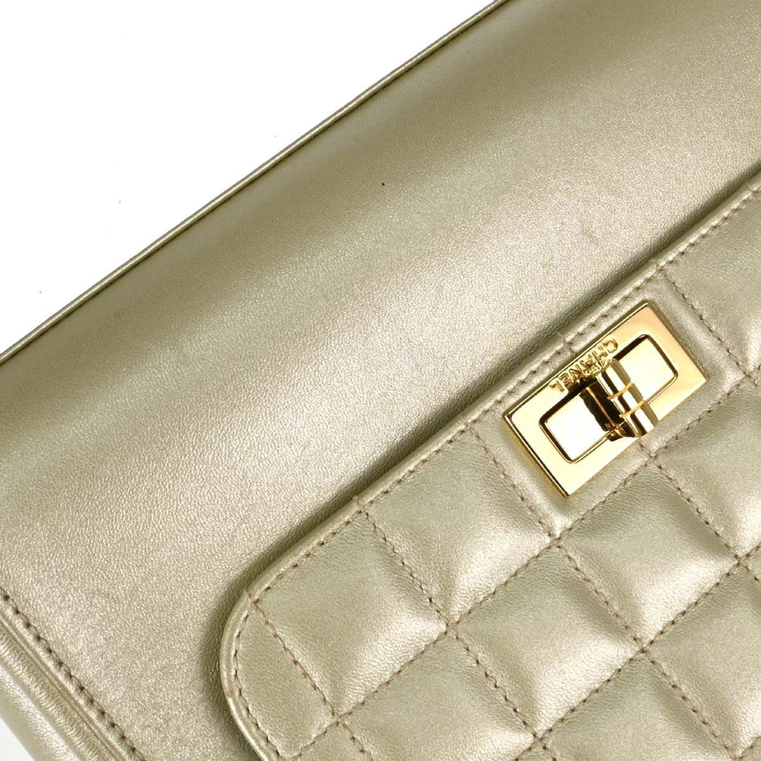Chanel Choco Bar Mademoiselle Lock in Pelle di Agnello Oro Vintage