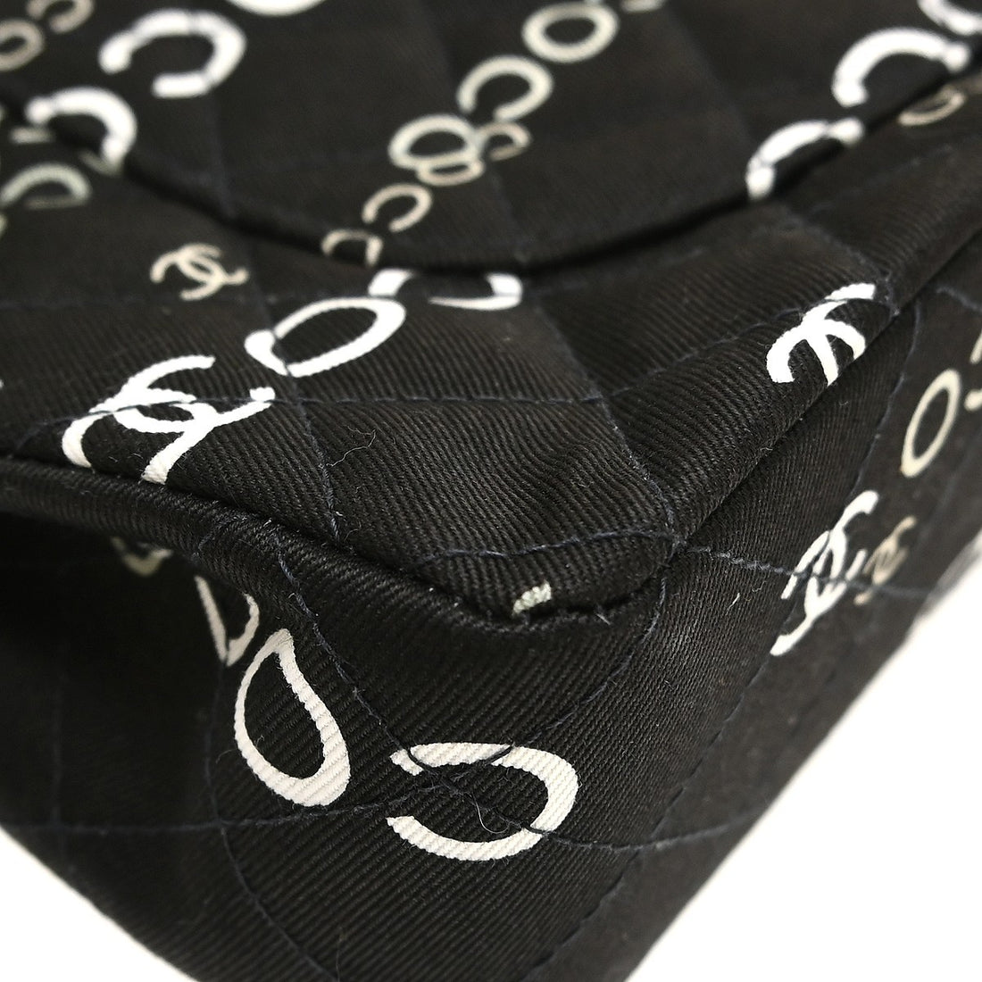 Chanel Classic Double Flap Medium in Pelle Caviar Nero Vintage
