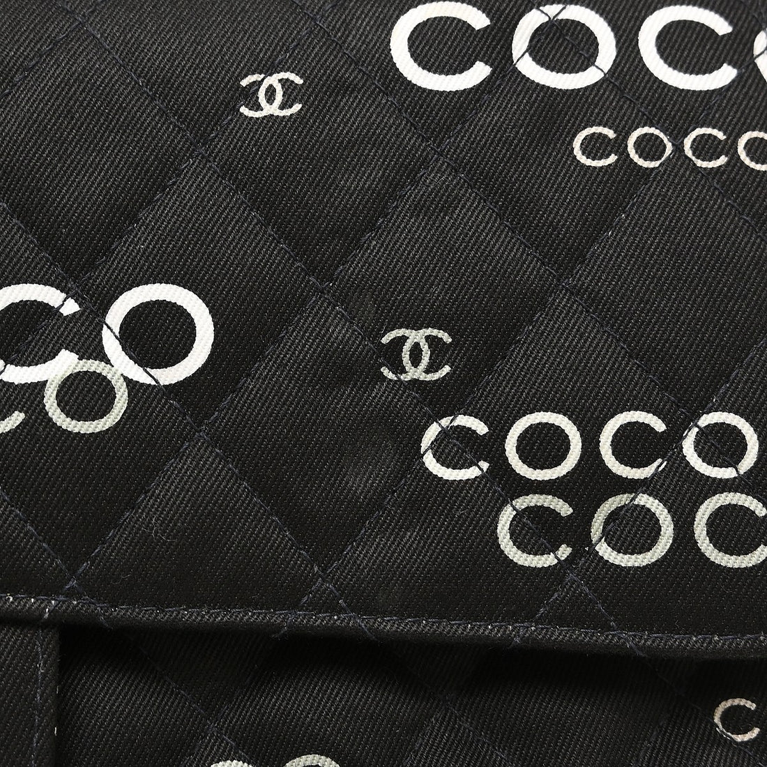 Chanel Classic Double Flap Medium in Pelle Caviar Nero Vintage