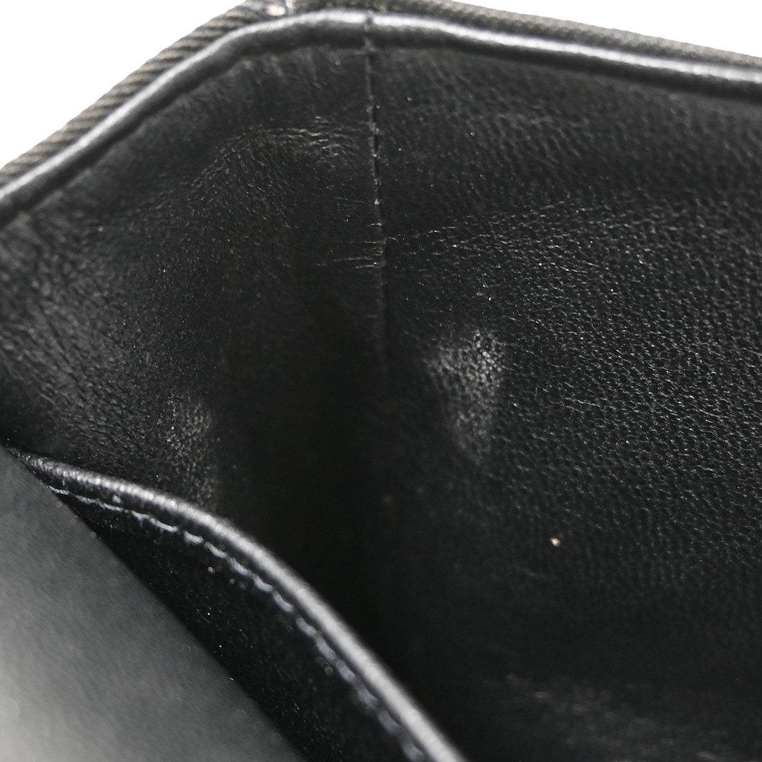 Chanel Classic Double Flap Medium in Pelle Caviar Nero Vintage