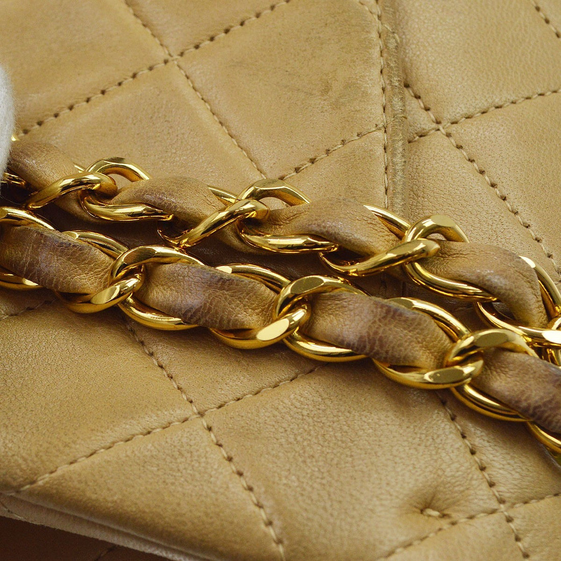 Chanel Classic Double Flap Small in Pelle di Agnello Beige Vintage