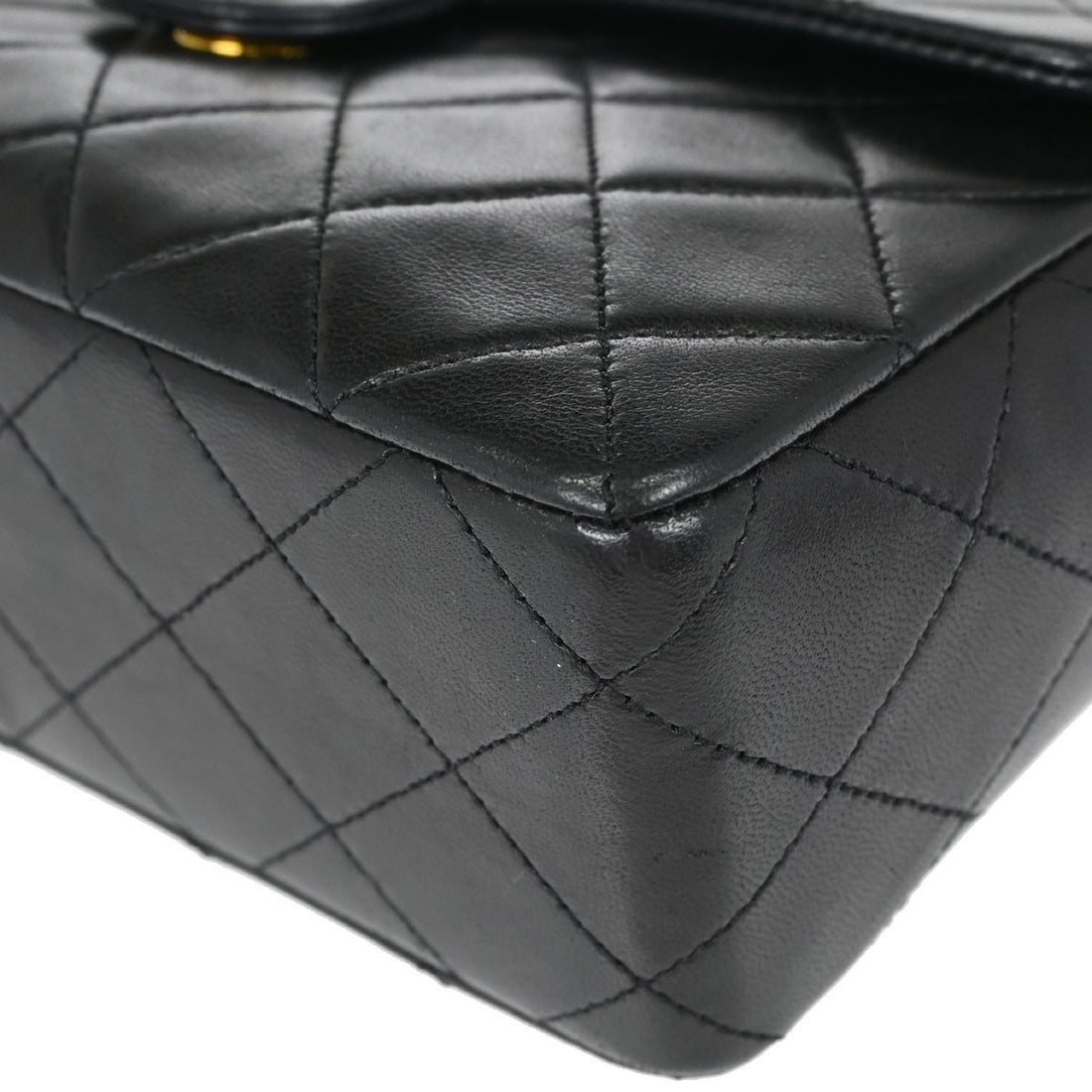 Chanel Classic Square Flap 20 in Pelle di Agnello Nera Vintage