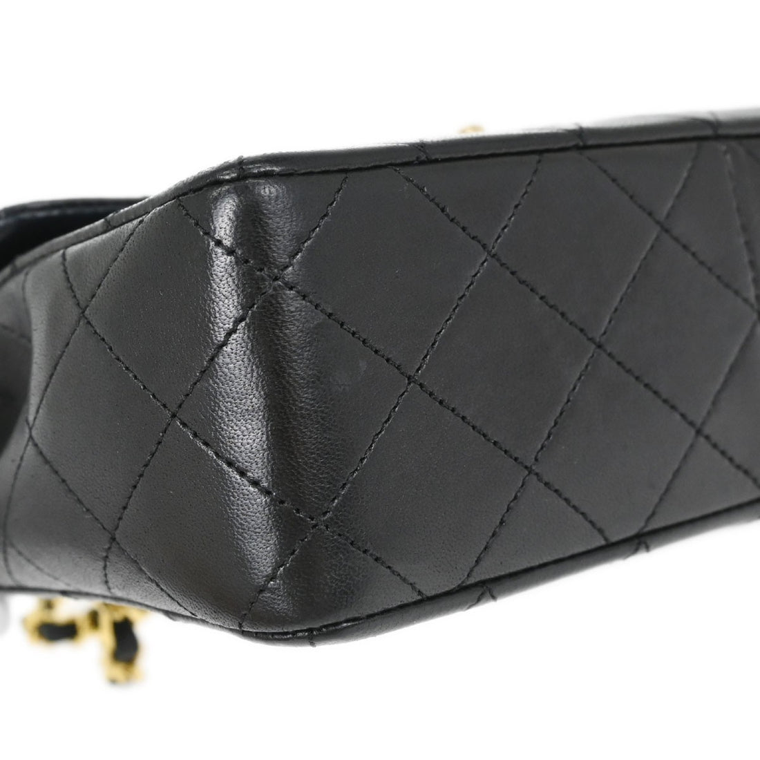 Chanel Classic Square Flap 20 in Pelle di Agnello Nera Vintage