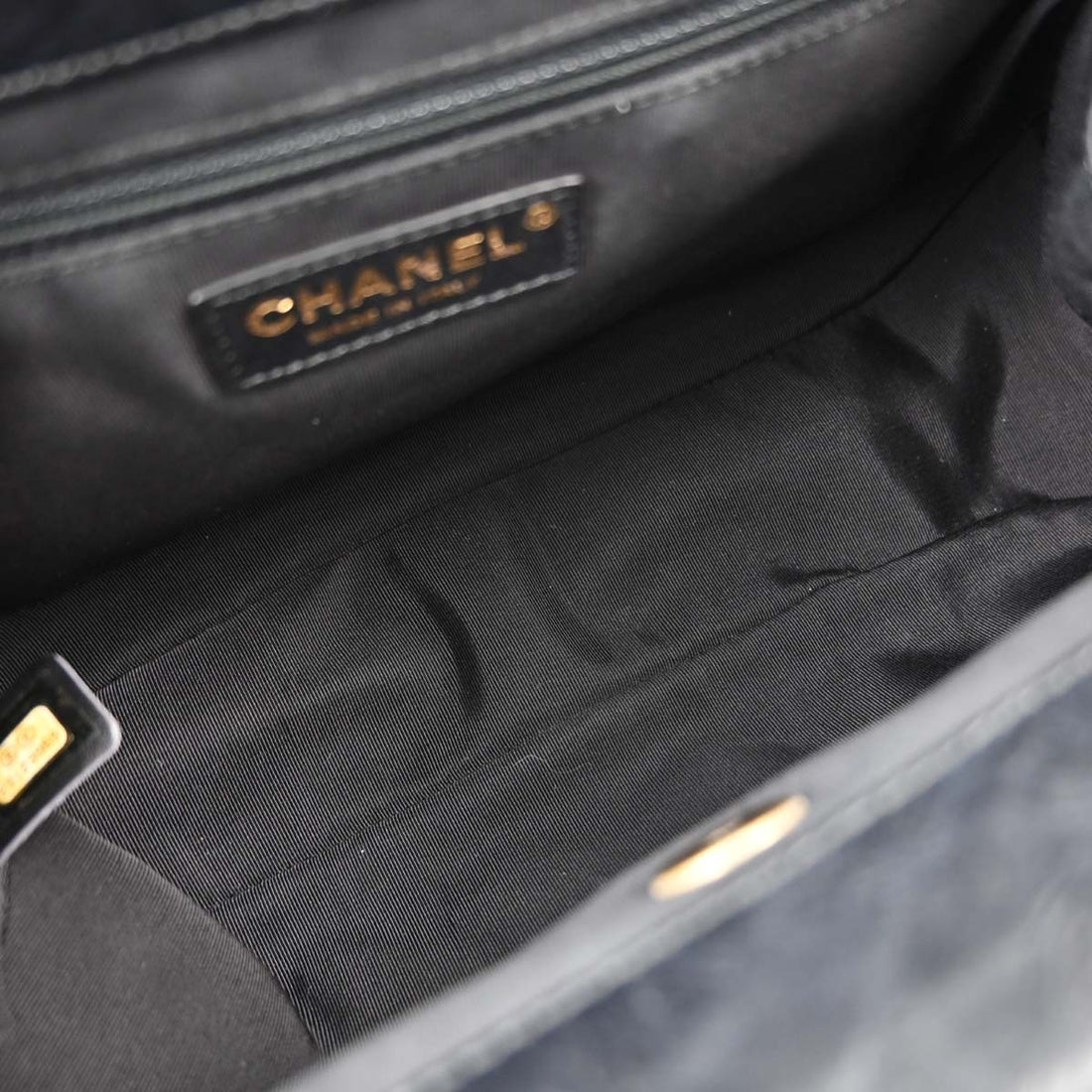 Chanel Frame Bag in Pelle di Vitello Nera Vintage