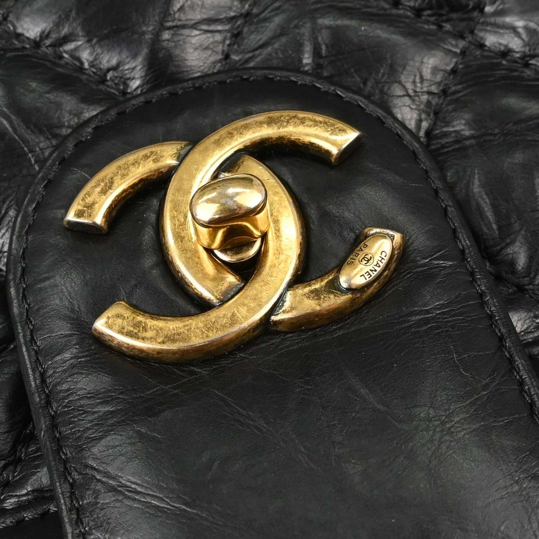Chanel Frame Bag in Pelle di Vitello Nera Vintage