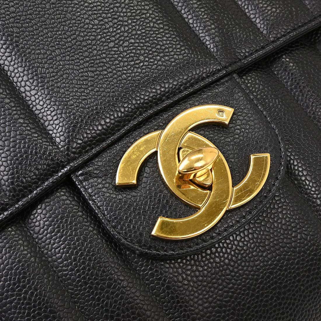 Chanel Jumbo Classic Flap Mademoiselle in Pelle di Vitello Nera Vintage