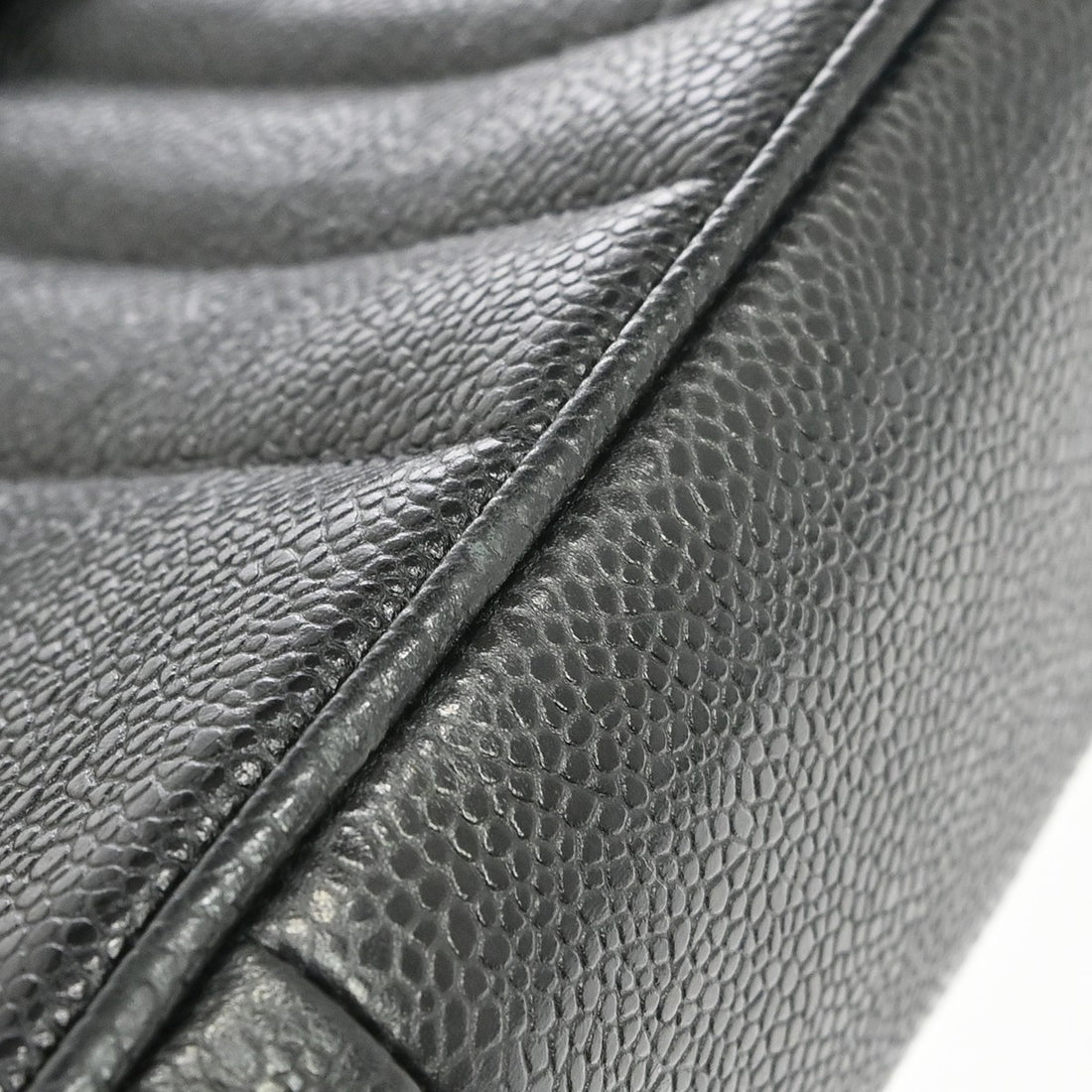 Chanel Mademoiselle Jumbo in Pelle di Vitello Nero Vintage