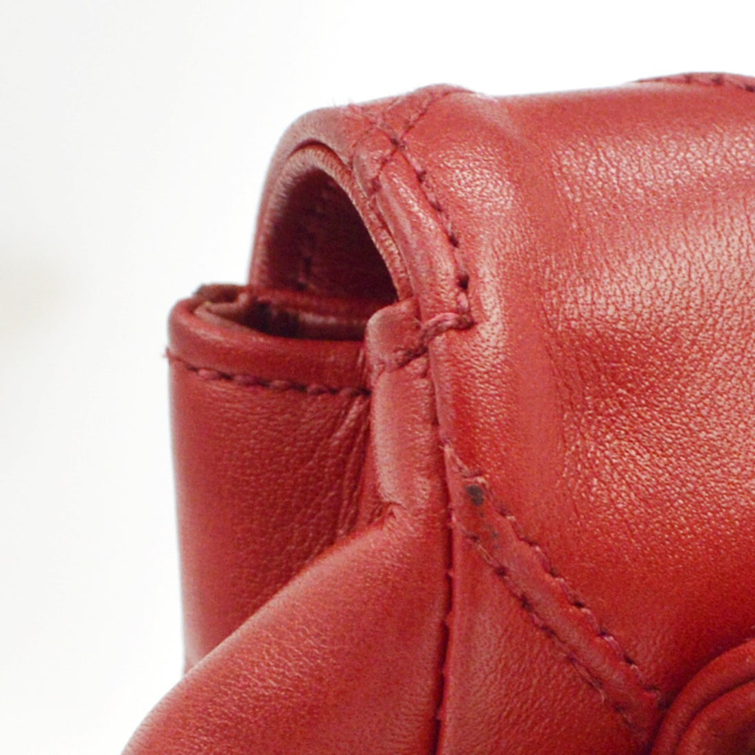 Chanel Marsupio con Catena in Pelle di Agnello Rosso Vintage