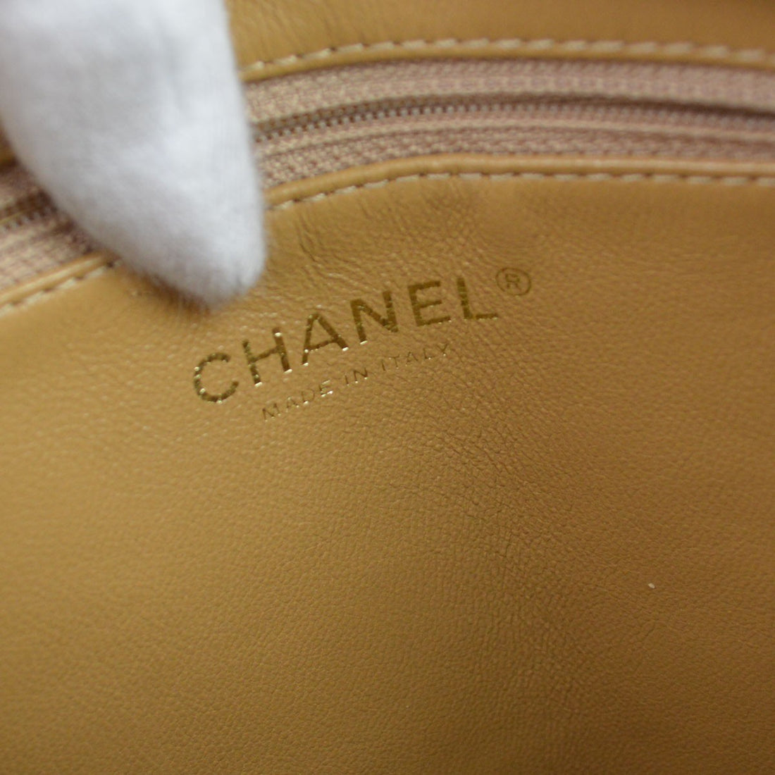 Chanel Medallion Tote in Pelle Caviar Beige Vintage
