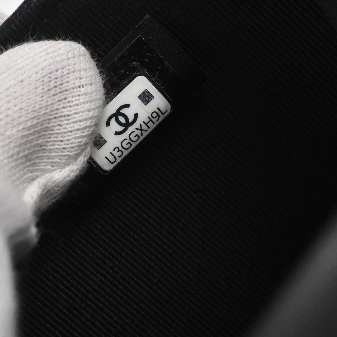 Chanel Mini Coco Handle in Pelle di Agnello Nera Vintage