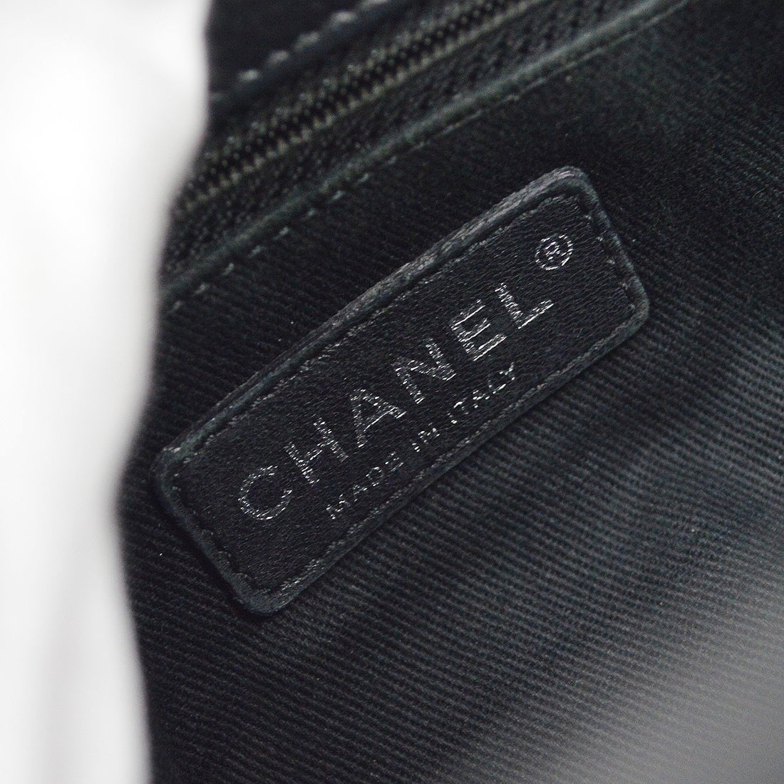 Chanel Petite Shopping Tote in Pelle di Vitello Nero Vintage