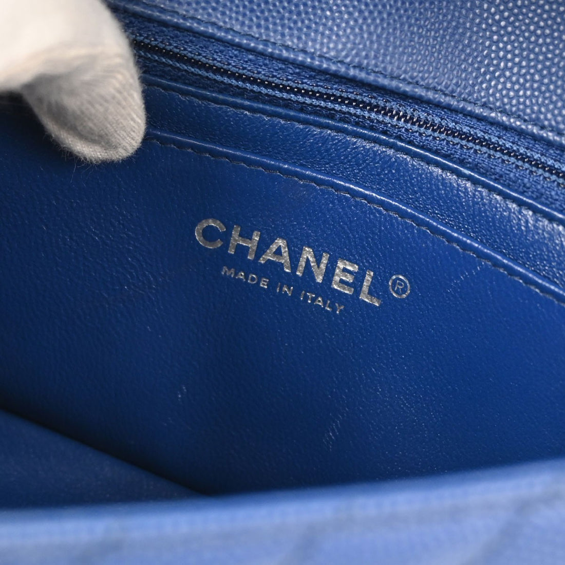 Chanel Single Flap Chevron in Pelle Caviar Blu Vintage