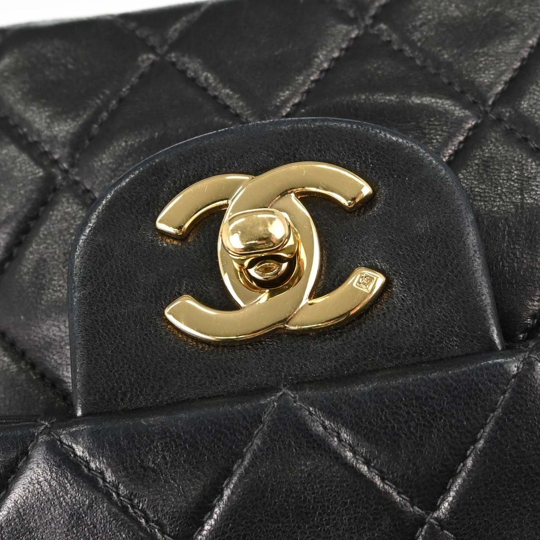Chanel Small Classic Double Flap in Pelle di Agnello Nero Vintage