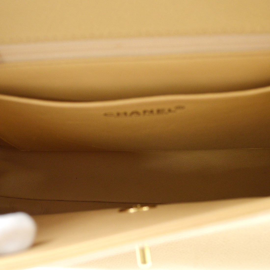 Chanel Top Handle in Pelle di Vitello Beige Vintage