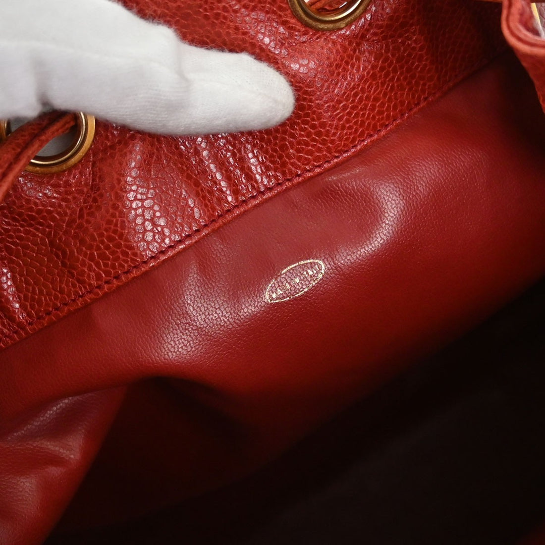 Chanel Triple CC Drawstring in Pelle Caviar Rosso Vintage