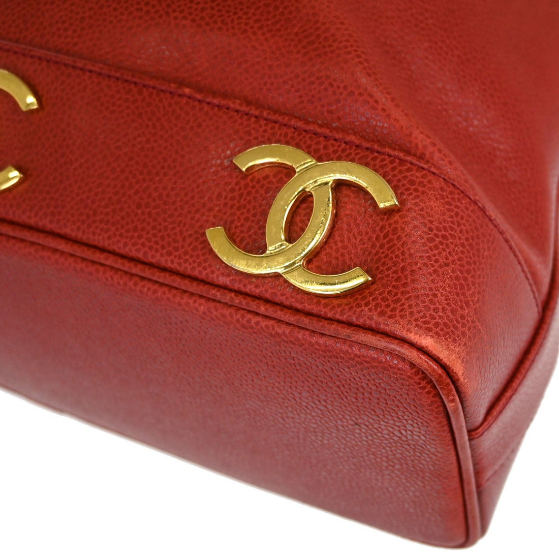 Chanel Triple CC Drawstring in Pelle Caviar Rosso Vintage