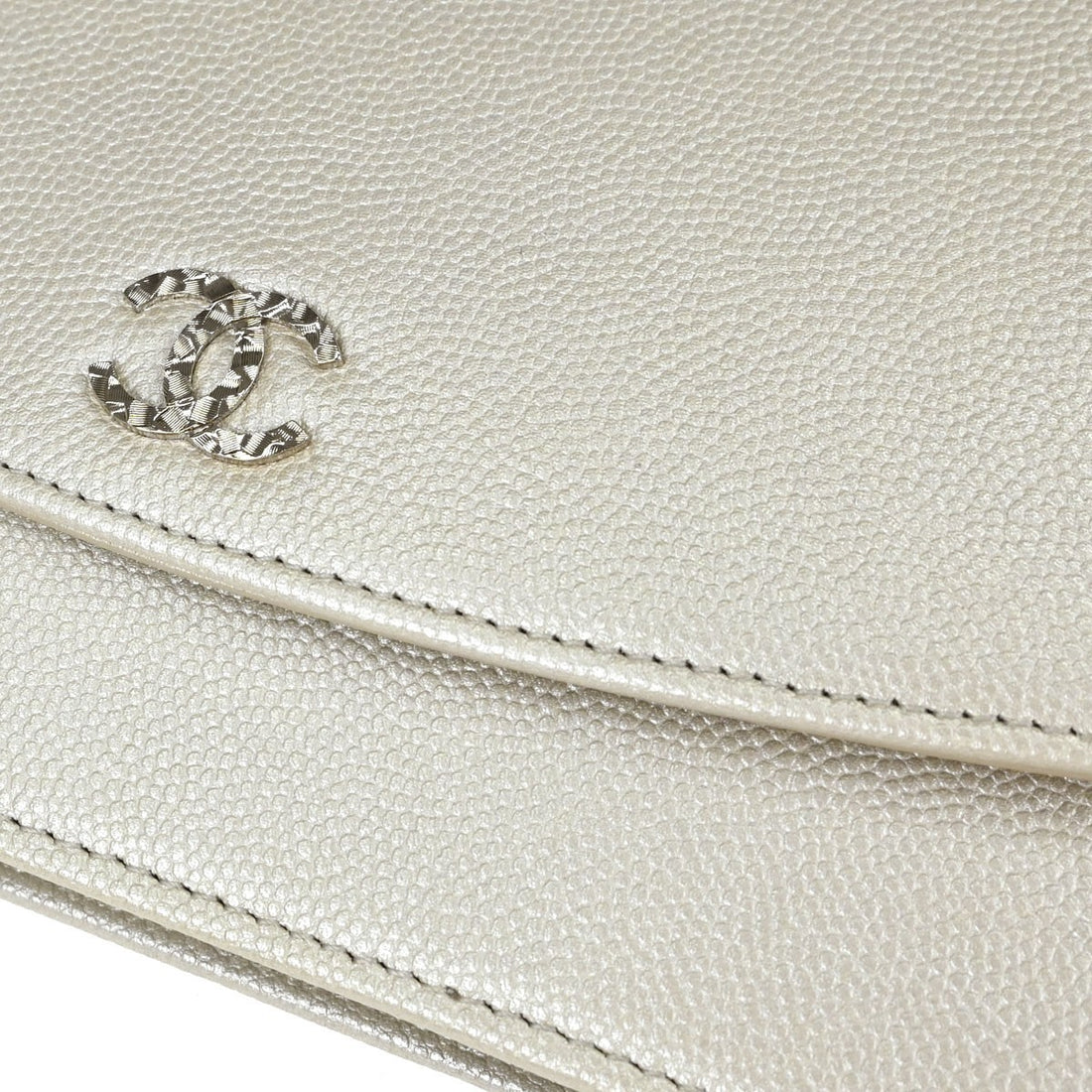 Chanel Wallet on Chain in Pelle di Vitello Bianco Metallizzato Vintage