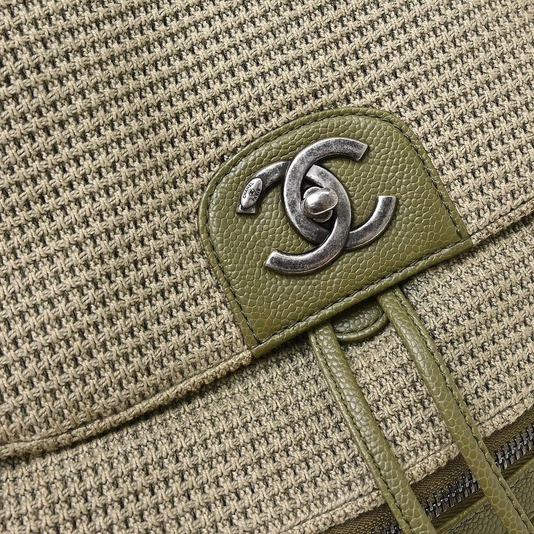 Chanel Zaino Cuba Pocket in Tela Kaki Vintage