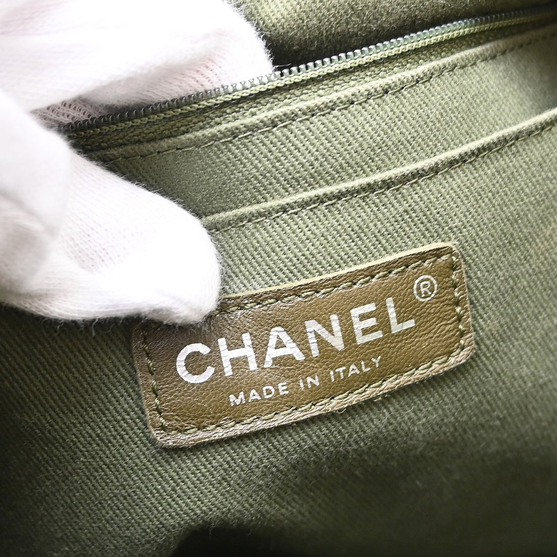 Chanel Zaino Cuba Pocket in Tela Kaki Vintage