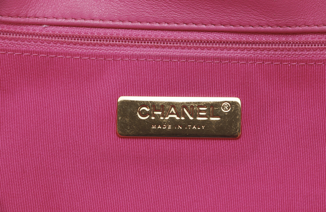 Chanel 19 in Pelle di Agnello Rosa Vintage