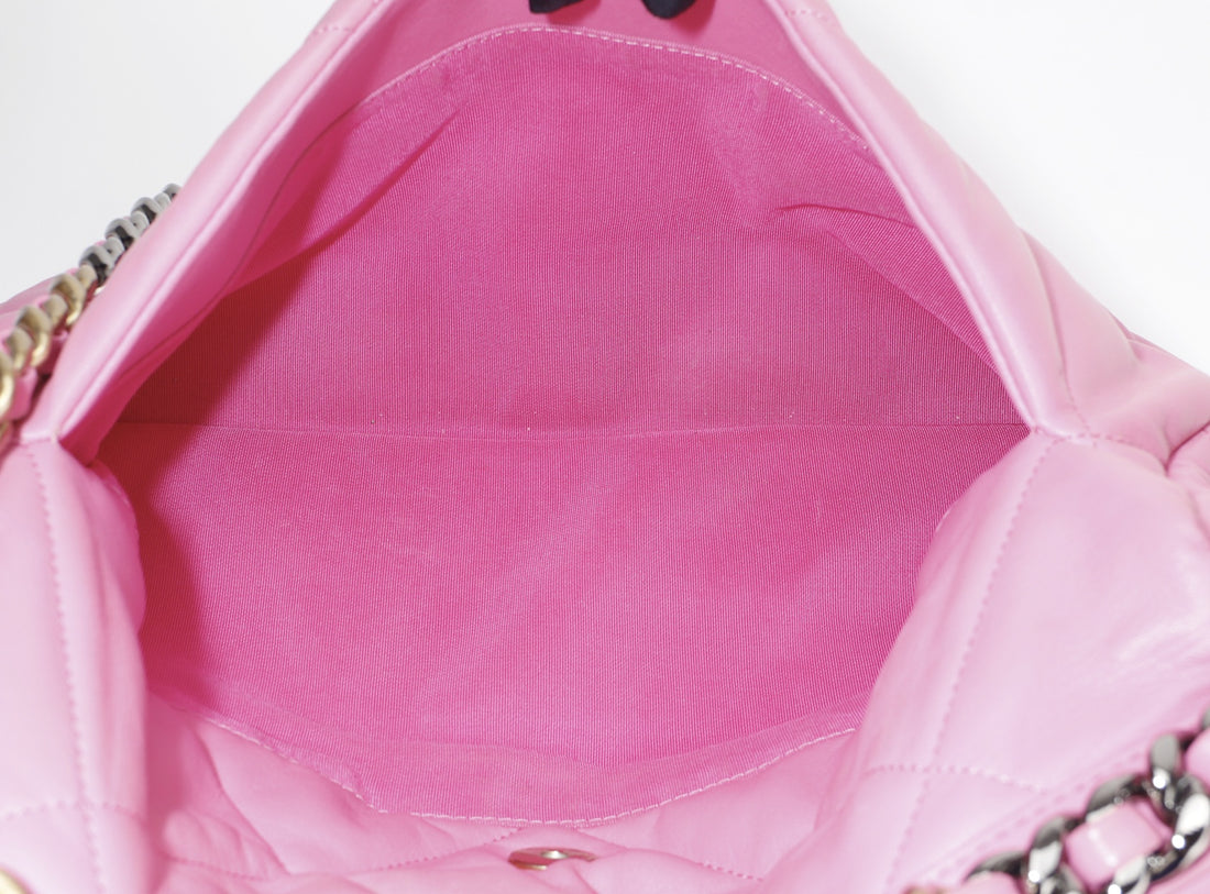 Chanel 19 in Pelle di Agnello Rosa Vintage