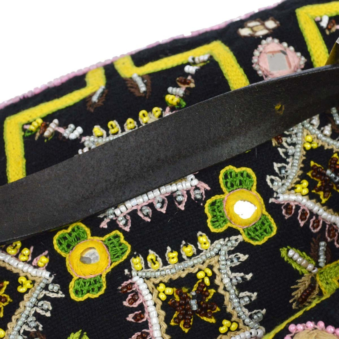 Fendi Baguette Ricamata con Frange in Tela Ricamata Nera Vintage