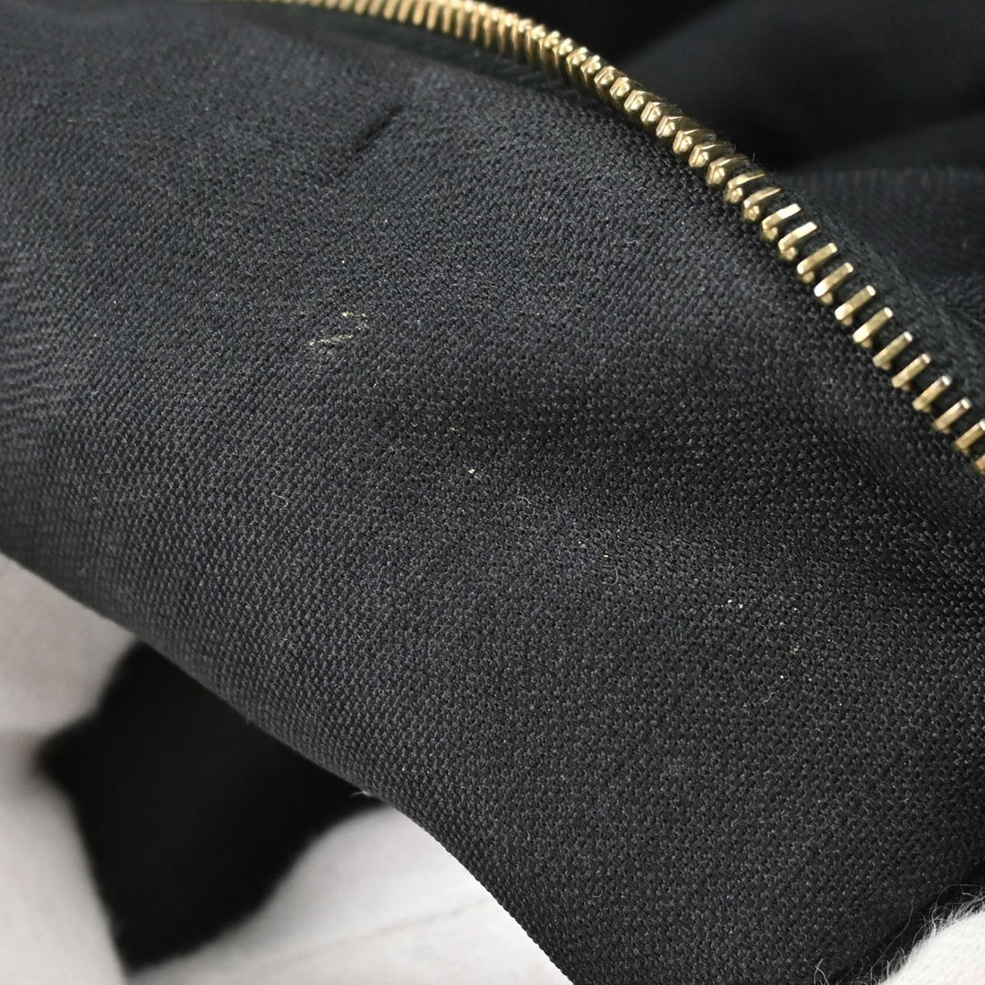 Fendi Borsa a Mano in Camoscio Nero Vintage